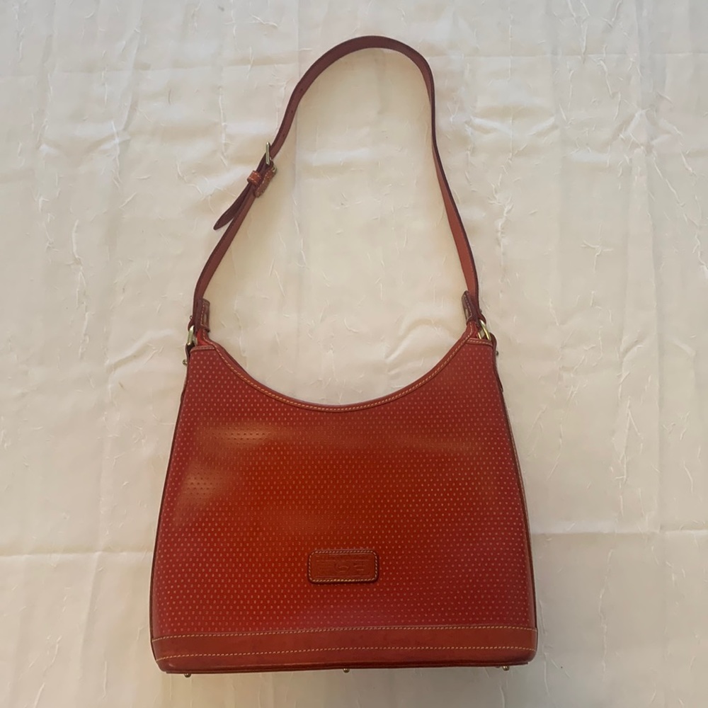 Dooney and Bourke shoulder handbag.